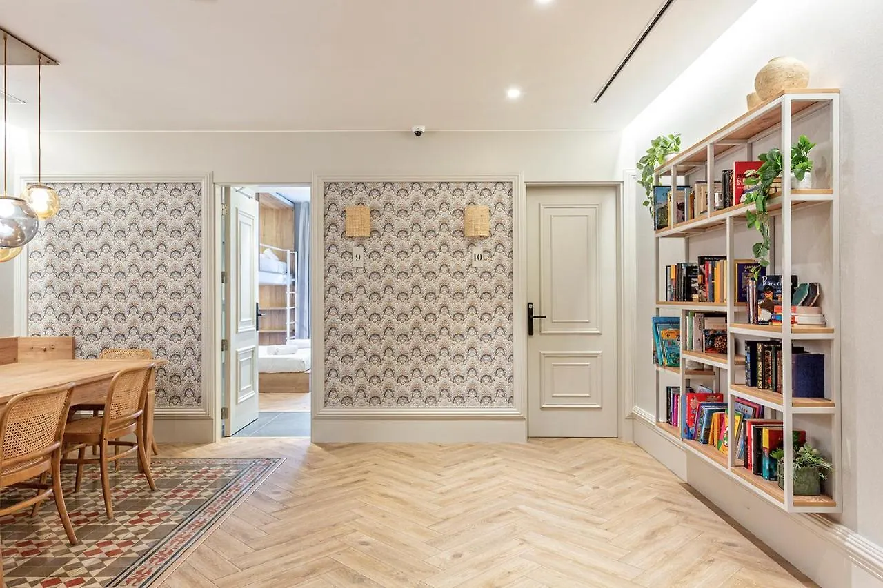 Habitat Apartments Lauria Barcelona