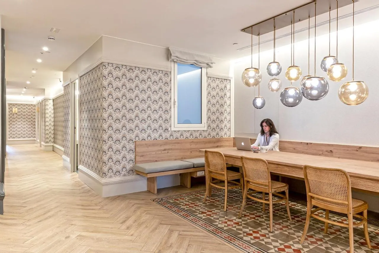 Habitat Apartments Lauria Barcelona Spain