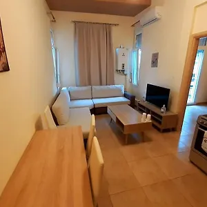 επισκεφθείτε το ξενοδοχείο